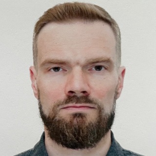 Михаил Медведев