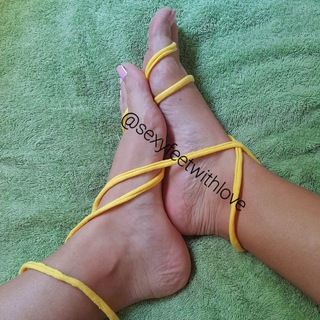 Sexy hot feet🔥🦶🏻💋