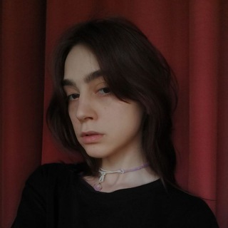 Lina | tarot | astrology