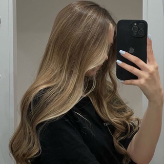 HAIRSTYLES AND SECRETS