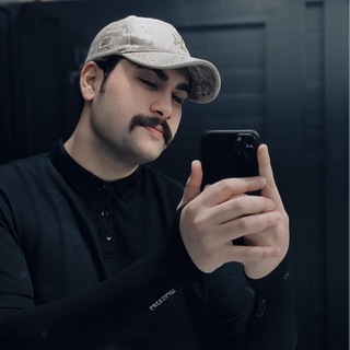 𝐇𝐀𝐈𝐃𝐄𝐑 .