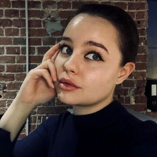 Настя Хромова