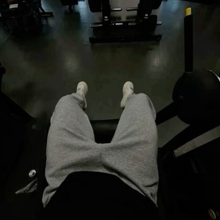 м