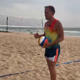 Stanislav Salomatov 🏐 🕊️🌞 Тренер по волейболу, путешественник, руководитель SunVolley.ru
