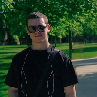 Лев Романов