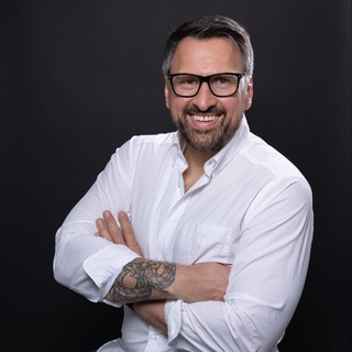 Dr Pavel Entin