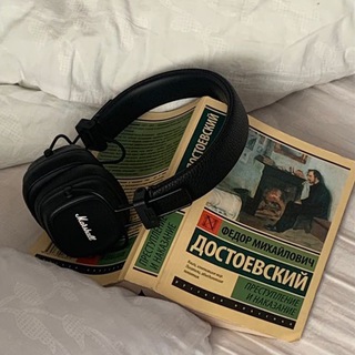книжная вечеринка✨📚🪴 💍