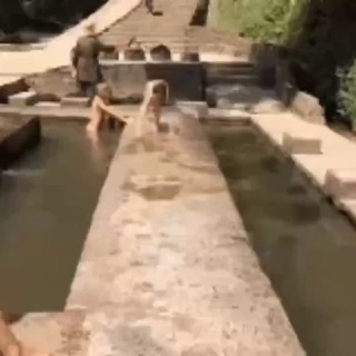 小斌