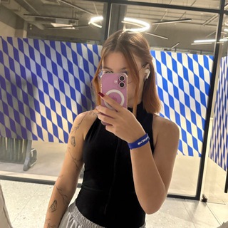 𝐻𝐸𝒜𝒱𝐸𝒩💞