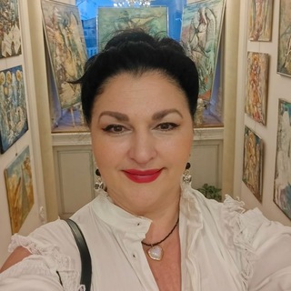 Оксана Ковалева квантовый психолог, ченнелинг, энергопроводник