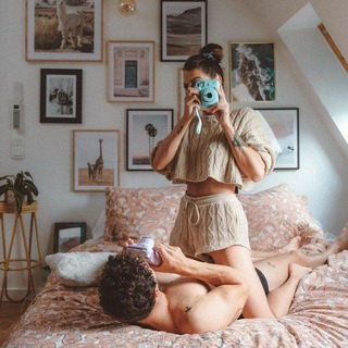 ROMANTIC LIFE