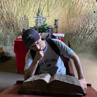 Арен и книги
