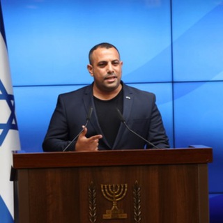 אביר קארה