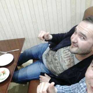 K М
