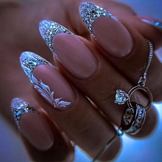 Маникюр💅