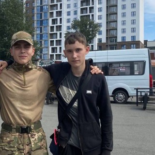 Дениска🤭🥰