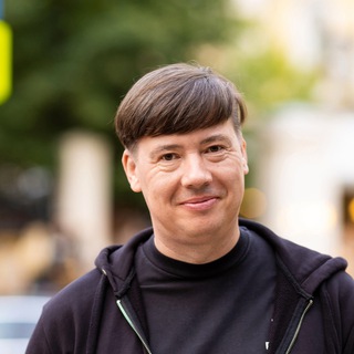 Евгений Шаповал