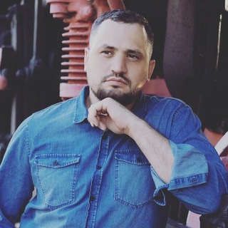 Виталий Гутнов