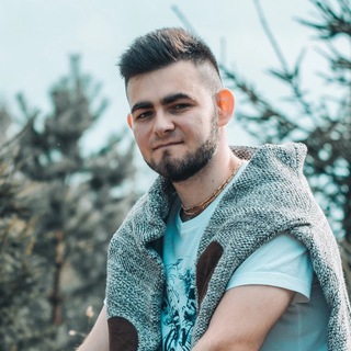Максим Золотов