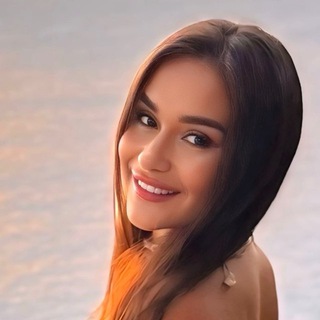 Elena Lebed Assistent