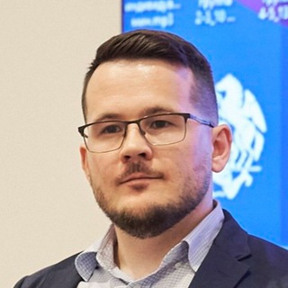 Андрей Романов