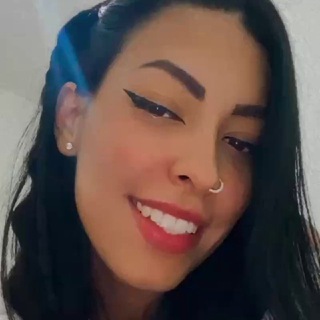 Julia Gomes