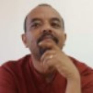 ዘመድኩን በቀለ(ነጭነጯን)