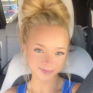 Julia Filippo Fan Channel