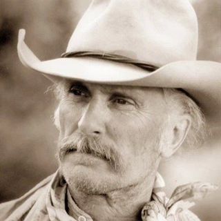 Augustus McCrae