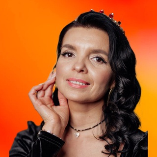 Елена Опарина