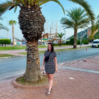 Albina B