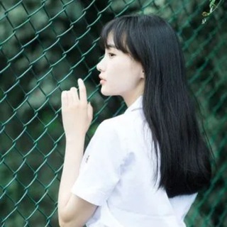 美女职