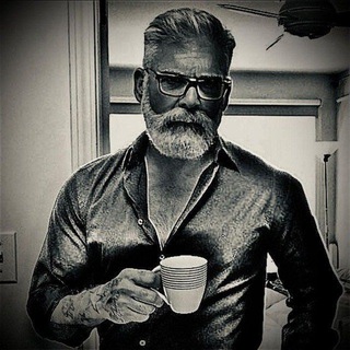 Victor Nara ™