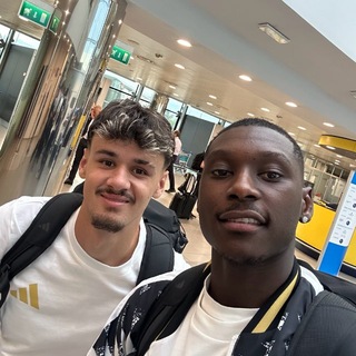 𝐋𝐀 𝐓𝐀𝐕𝐄𝐑𝐍𝐀 ⚪️⚫️