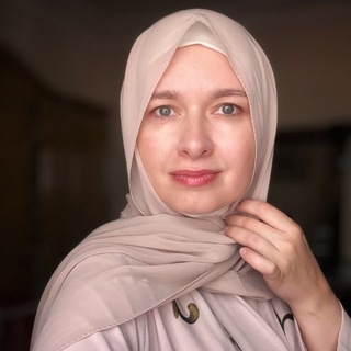 Анна Сауди