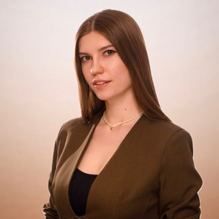 Аня Тихонова