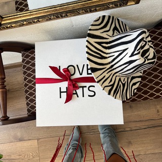 Love Hats, головные уборы и женственные аксессуары