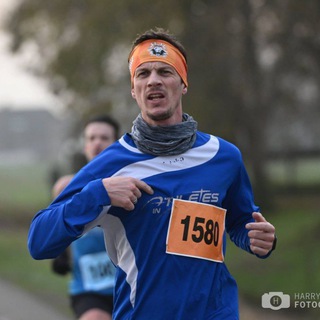 Бегущий к цели🏃‍♂‍➡️
