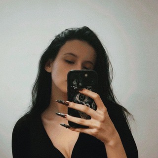 △𝐖𝐲𝐯𝐞𝐫𝐧