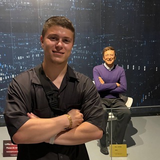 Максим