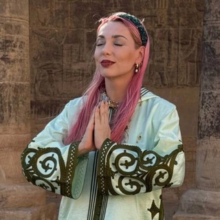 Isita Gaya - Ченнелер