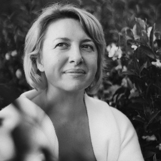 Елена Хаустова