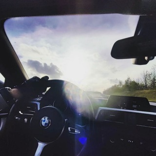 Échange entre convoyeurs 🚗💨