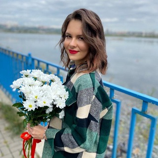 Алена Попова