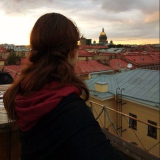 Ви М.