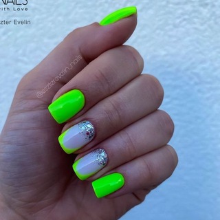 Летний маникюр 2026 💚