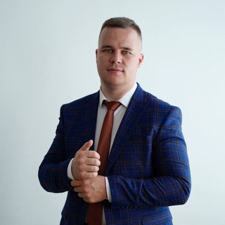 Антон Махин