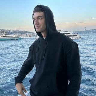 Гриша Греков