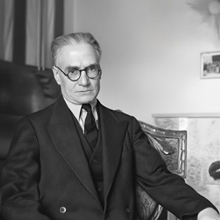 کتابخانه پاکدینی (کتابهای احمد کسروی و یاران او)