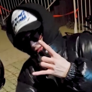─ 𝐂𝐡𝐢𝐥𝐥 𝐓𝐚𝐥𝐤𝐬 🕸️